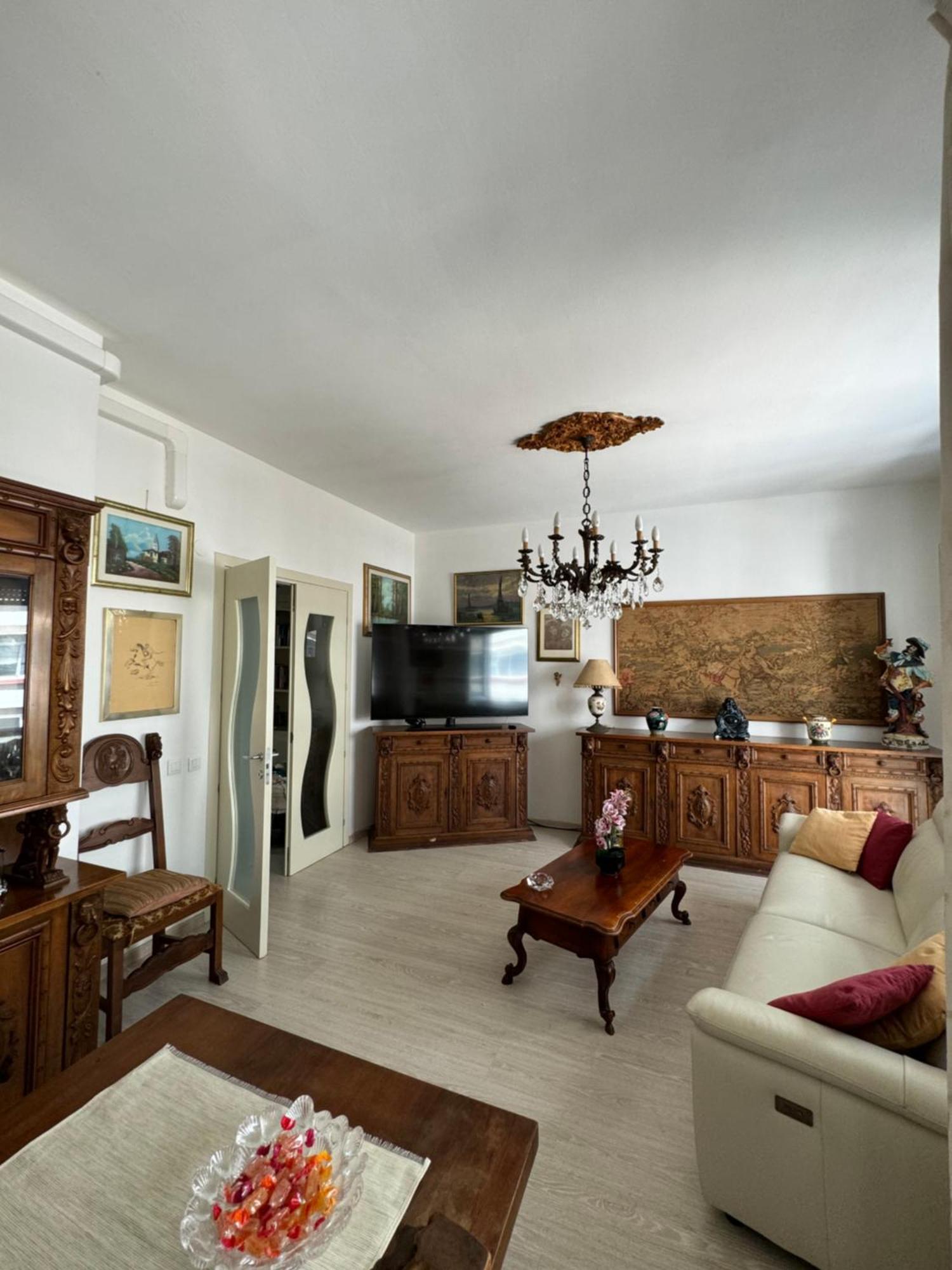 Romeo Apartment 2 ลีวอร์โน ภายนอก รูปภาพ